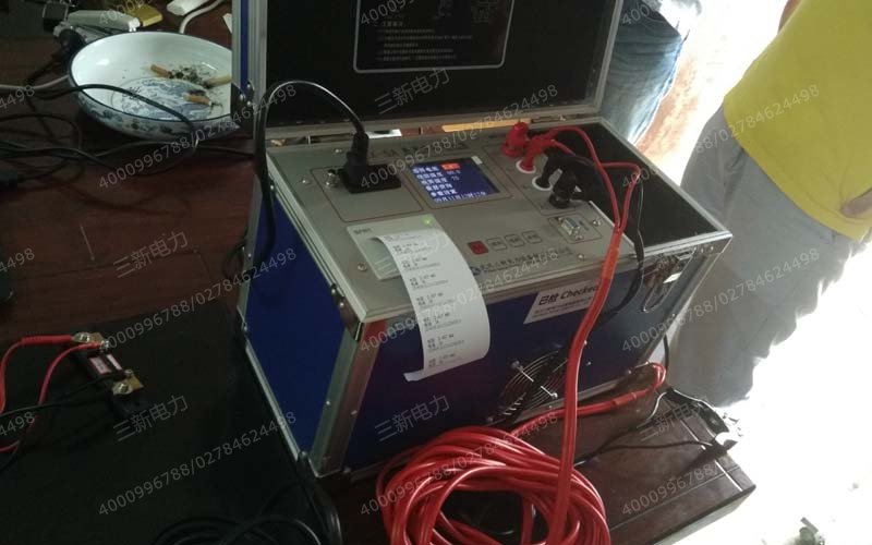 直流电阻测试仪现场试验图