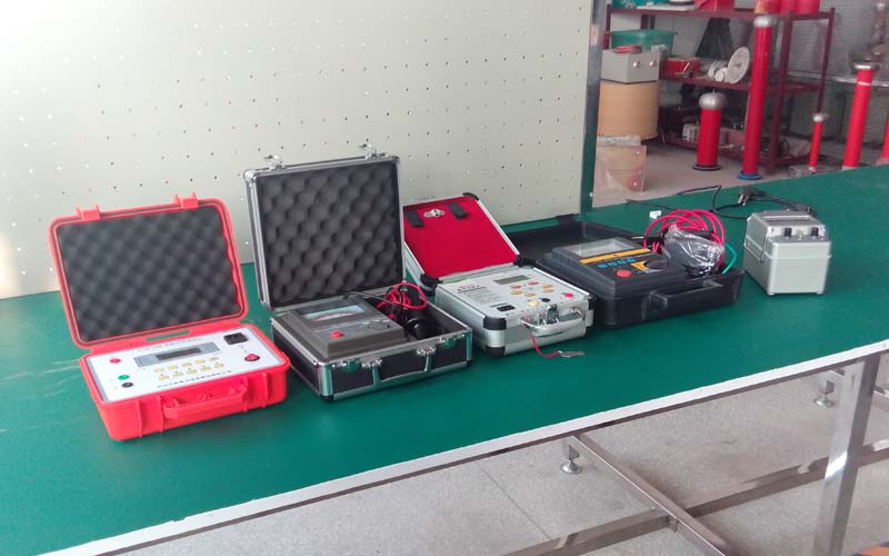 绝缘电阻测试仪系列产品