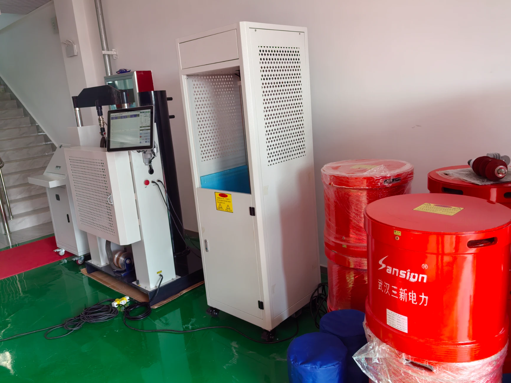 力学工器具试验系统